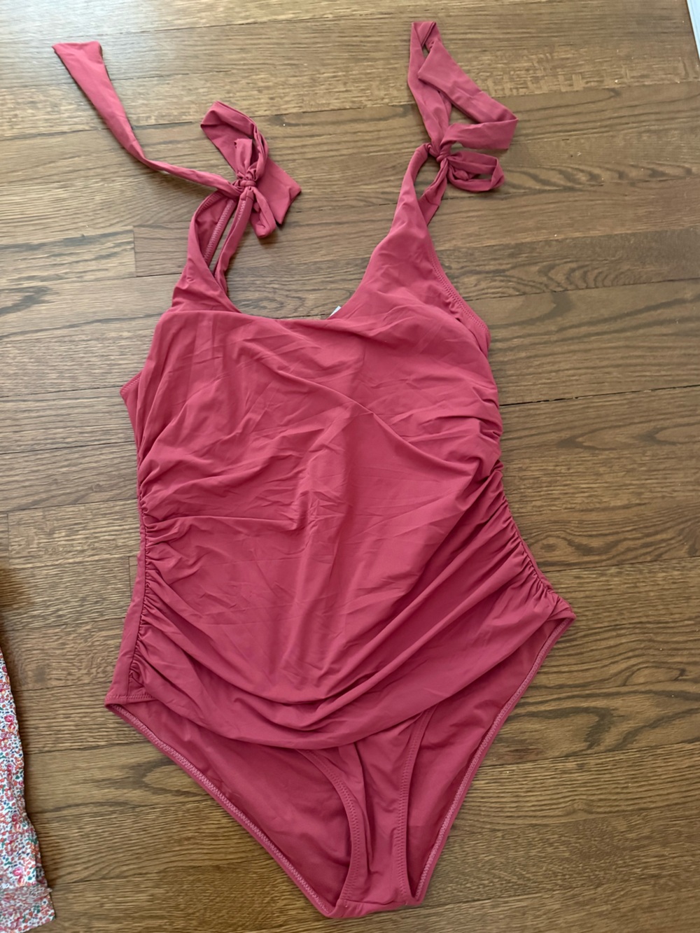 Hanky panky one piece tie shoulder